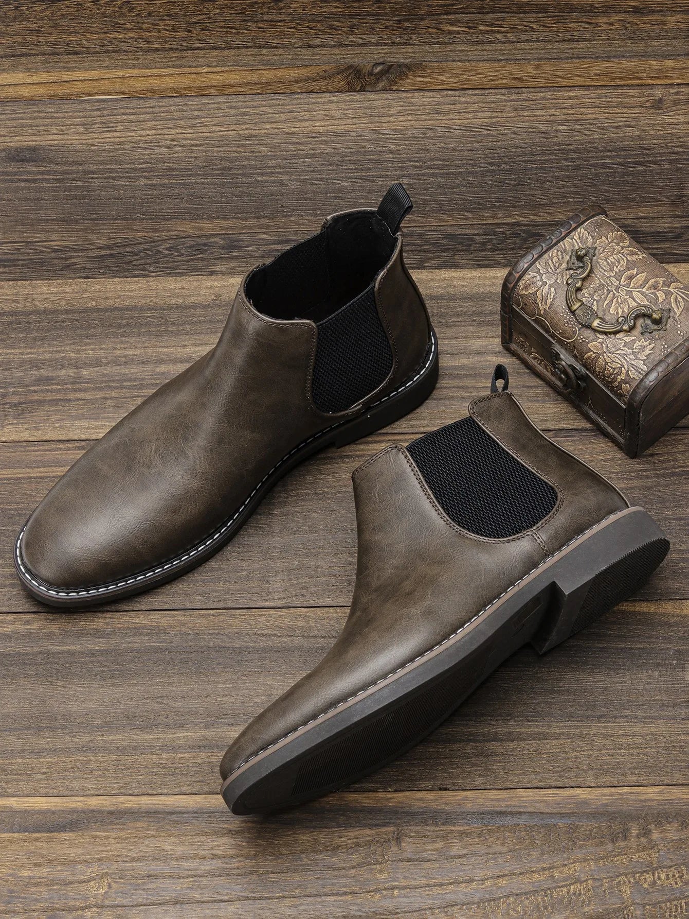 EZZIO: STEP-IN LEATHER BOOTS